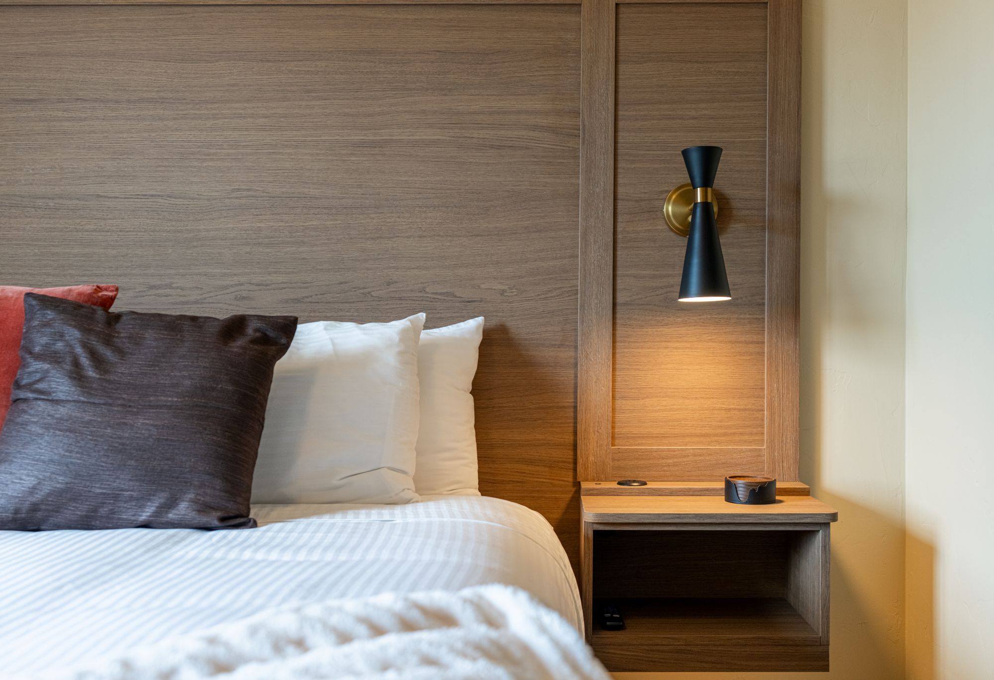 Carriage House bedside details and lamp